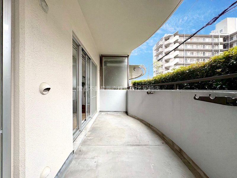 パレスエクセル新伊丹 現地写真（バルコニー）