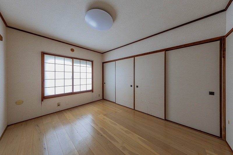 【CASA】 ライオンズマンションみのおE棟 内観写真（リビング）