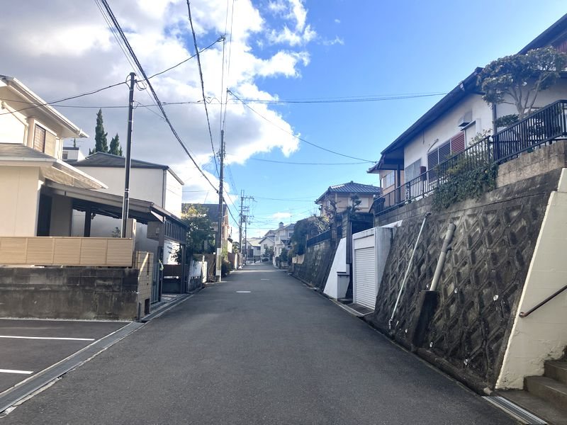 【CASA】日吉台二番町 2号地◆建築条件無売土地◆ 現地写真（前面道路含む現地写真）