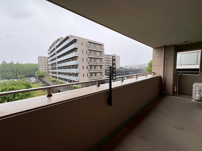 ネバーランド千里古江台 現地写真（バルコニー）