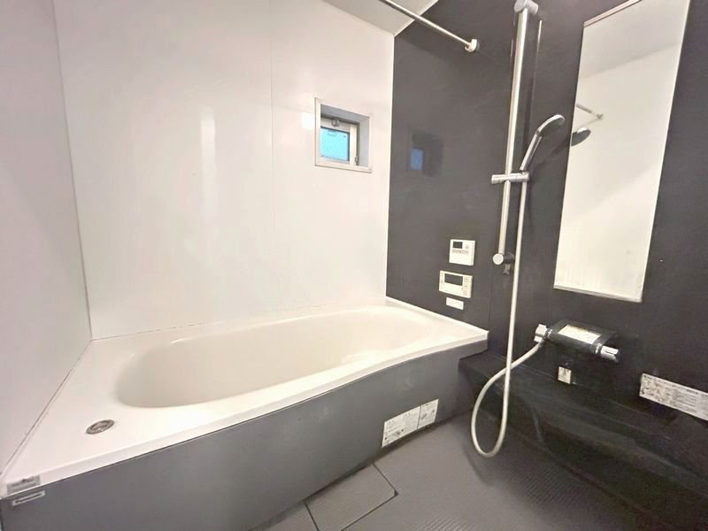 【CASA】高槻市桜ケ丘北町≪北東角地×ビルトインガレージ≫ 内観写真（浴室）