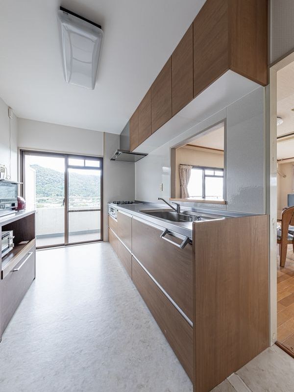 【CASA】 阪急池田伏尾台セラージュ 内観写真（キッチン）