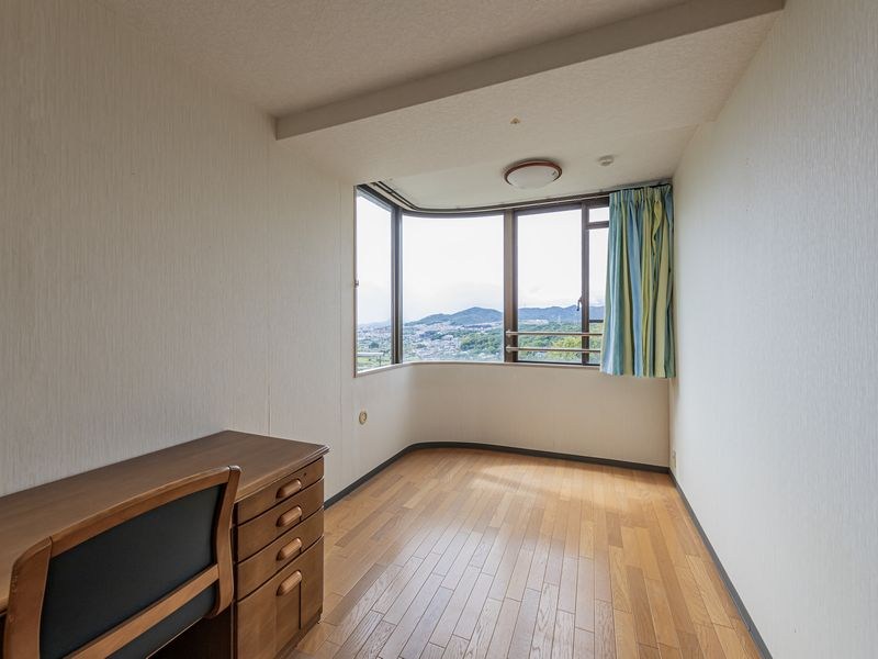 【CASA】 阪急池田伏尾台セラージュ 内観写真（リビング以外の居室）