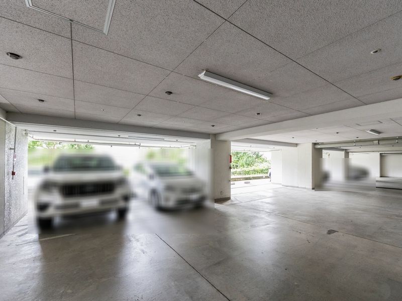 【CASA】 阪急池田伏尾台セラージュ 共用部写真（駐車場）