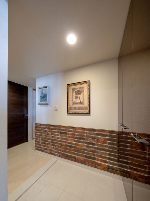 【CASA】 ザ・ライオンズ池田J棟 現地写真（玄関）