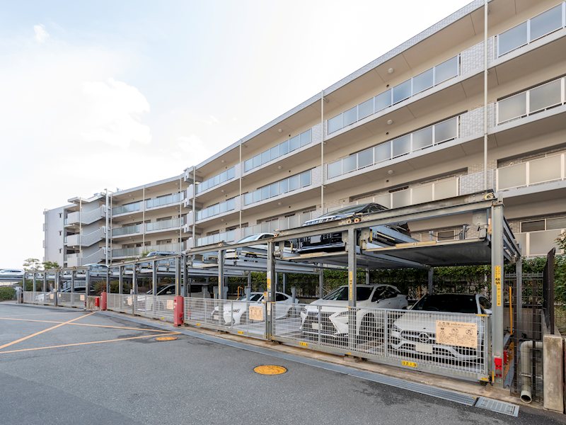 エスリード西宮甲陽園Ⅰ番館ブライト 共用部写真（駐車場）