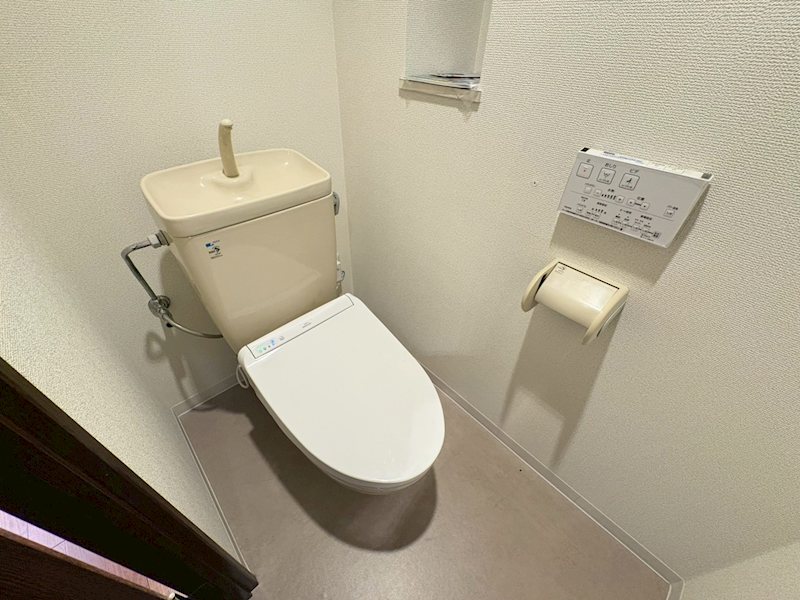 サンクタス豊中上野坂 内観写真（トイレ）