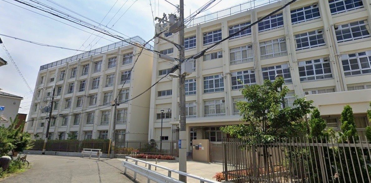リバーサイドコープ出来島 中学校