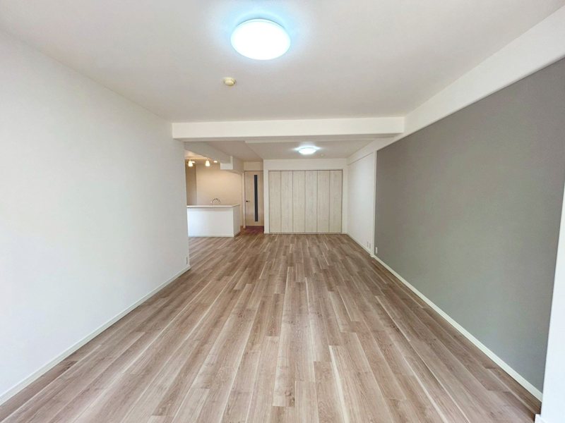 サンシティ桂坂3番館 内観写真（リビング）