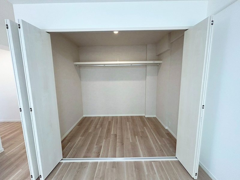 サンシティ桂坂3番館 内観写真（収納）