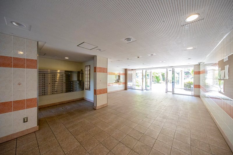【CASA】ラ・ヴェール宝塚2号棟 共用部写真（エントランス）