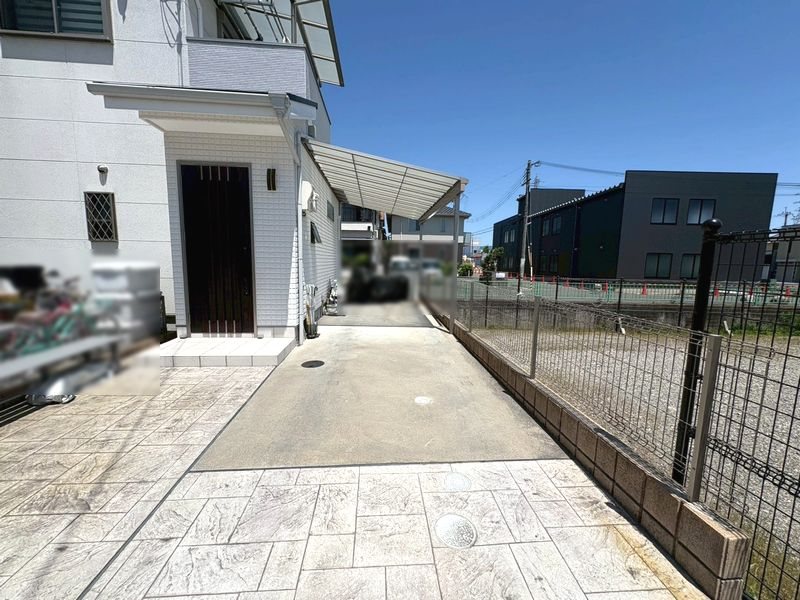 【CASA】茨木市鮎川2丁目 現地写真（駐車場）