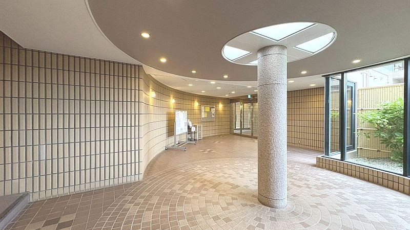 【CASA】プランヴェール高槻阿武山 共用部写真（ロビー）