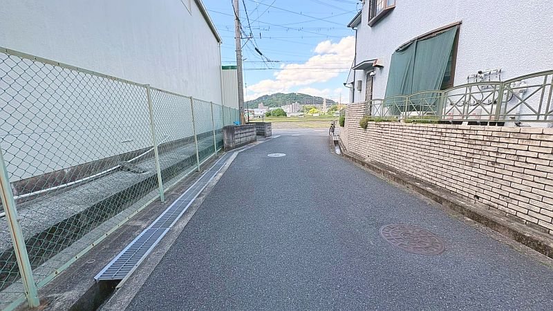 【CASA】茨木市十日市町◆建築条件無売土地◆ 現地写真（前面道路含む現地写真）