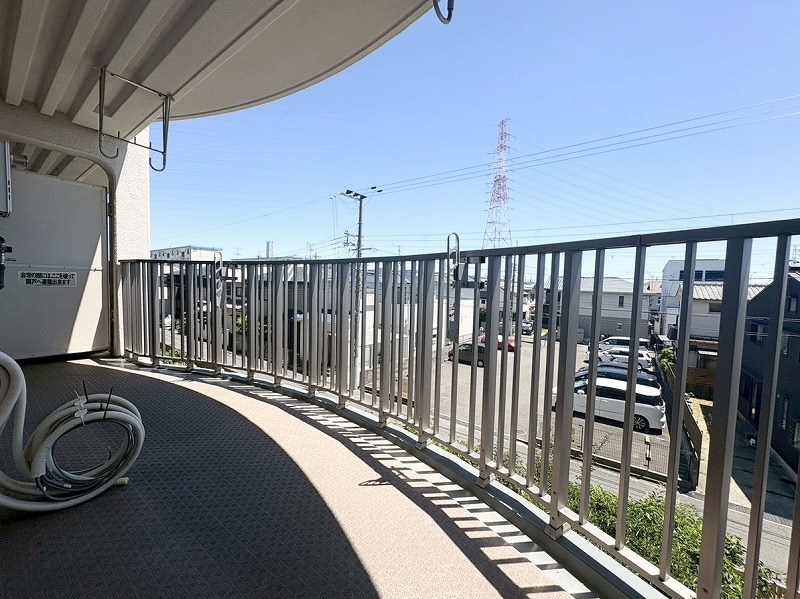 【CASA】さんくれーる高槻二棟 現地写真（バルコニー）