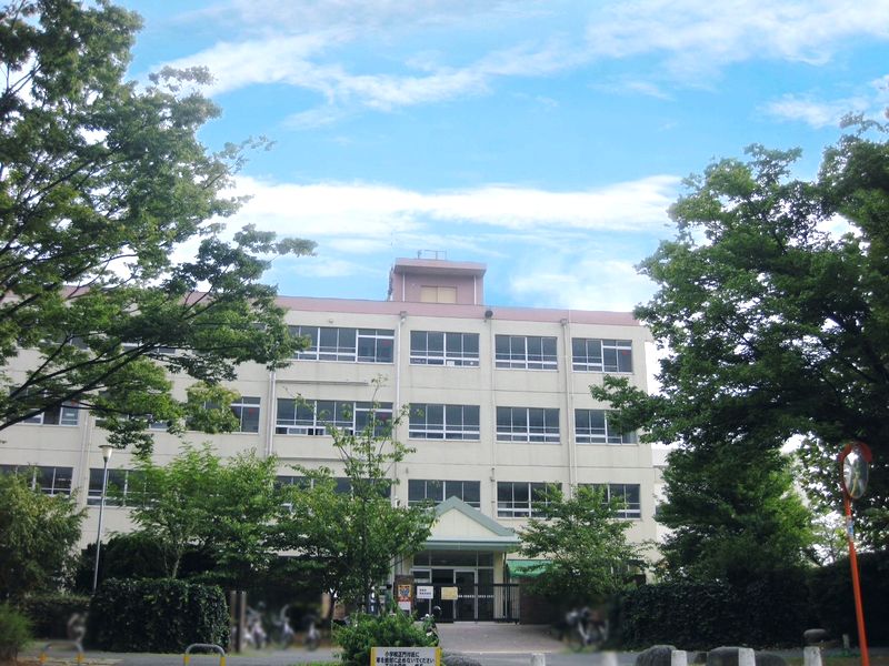 【CASA】さんくれーる高槻二棟 小学校