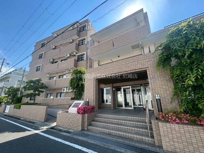 ロイヤルシャトー伊丹行基 現地写真