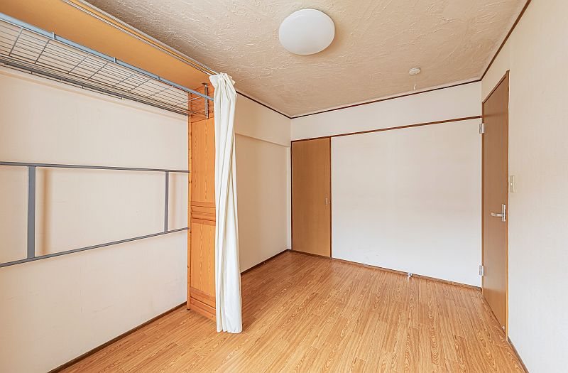 【CASA】高槻ファミリーハイツB棟≪即日内覧可能、リフォームプランご提案します！≫ 内観写真（リビング以外の居室）