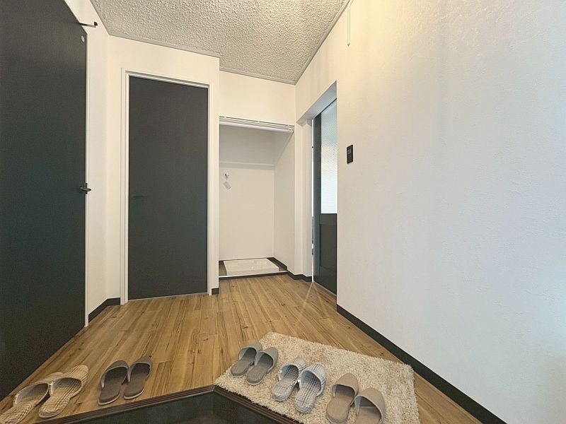 【CASA】メゾン高槻2号棟 現地写真（玄関）