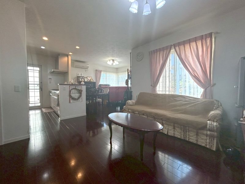 【CASA】 三田市けやき台6丁目 内観写真（リビング）