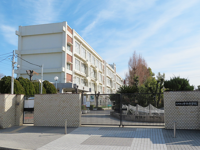 エンゼルクレッセ西難波 中学校