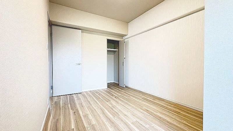 【CASA】グラン・ドムール茨木 内観写真（リビング以外の居室）