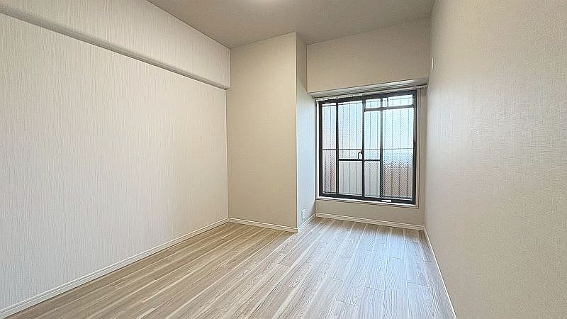 【CASA】グラン・ドムール茨木 内観写真（リビング以外の居室）