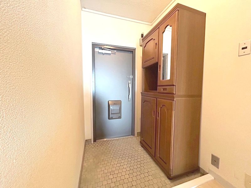 【CASA】イトーピア高槻松が丘B棟  現地写真（玄関）