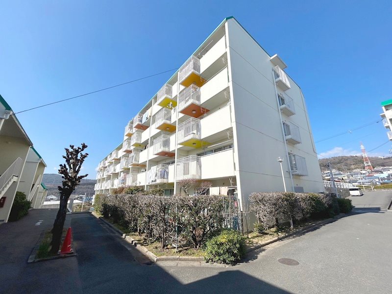 【CASA】イトーピア高槻松が丘B棟  現地写真