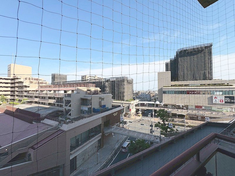 【CASA】イトーピア逆瀬川マンション 現地写真（バルコニー）