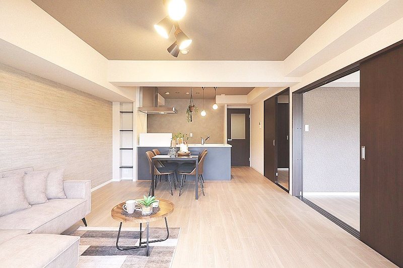 【CASA】アピア1シティライフ逆瀬川 内観写真（リビング）