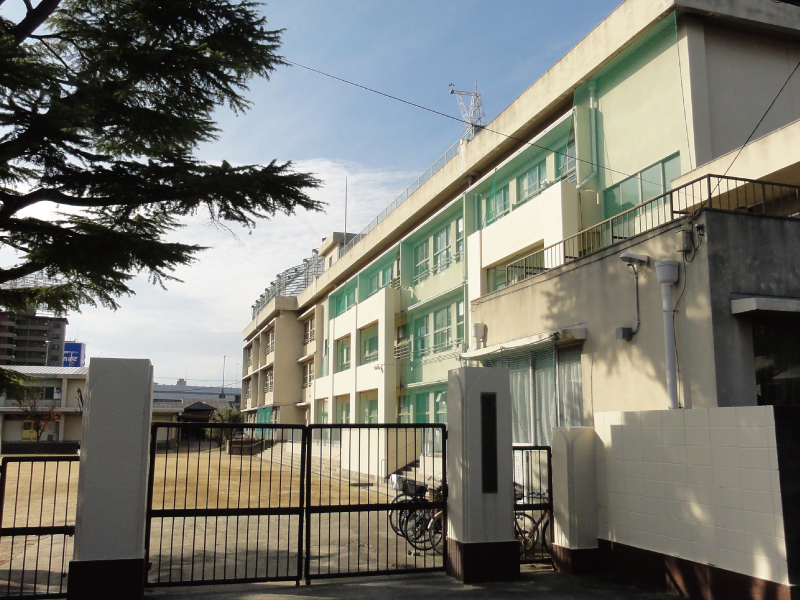 ディオ・フェルティ豊中 小学校
