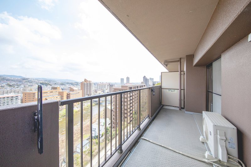 【CASA】ダイアパレス宝塚月見山 現地写真（バルコニー）