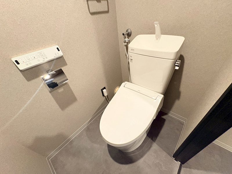 シャルマンコーポ千里山 内観写真（トイレ）