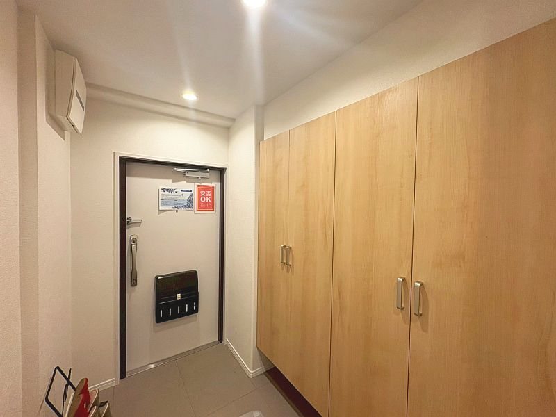 【CASA】茨木南春日丘プライムタウンB棟 現地写真（玄関）