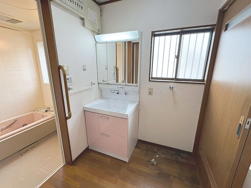 【CASA】宝塚市伊孑志3丁目 内観写真（洗面台・洗面所）