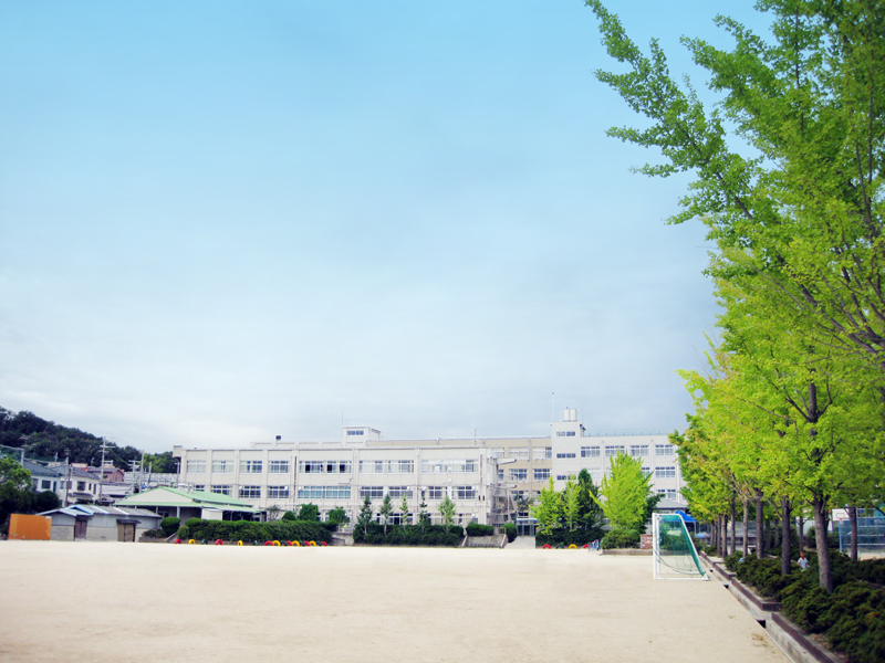 【CASA】高槻市氷室町2丁目 小学校