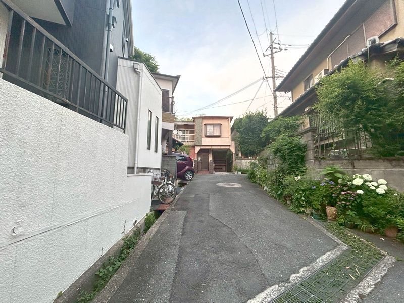 【CASA】 箕面市箕面1丁目 現地写真（前面道路含む現地写真）