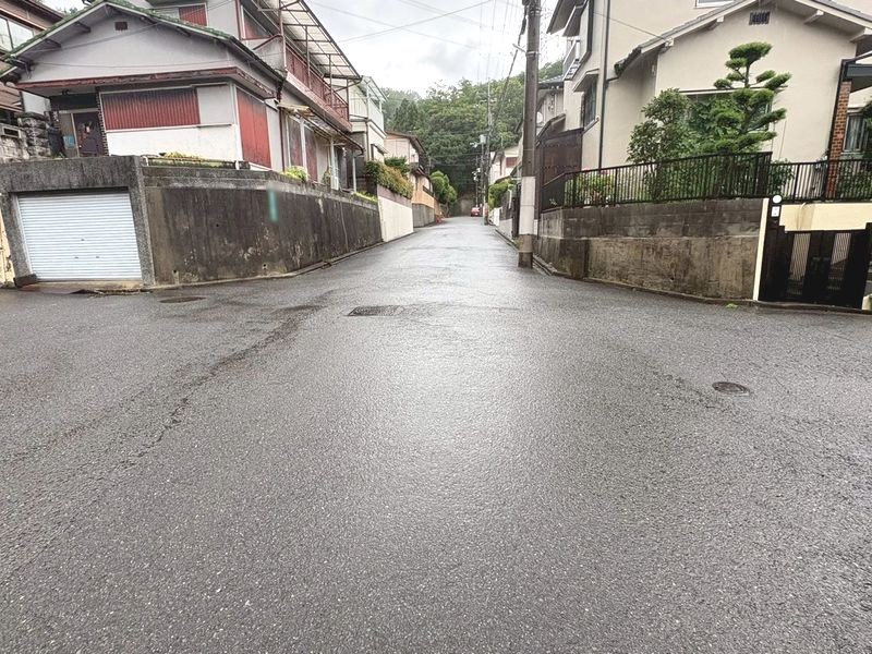【CASA】高槻市安岡寺町5丁目◆建築条件無売土地◆ 現地写真（前面道路含む現地写真）