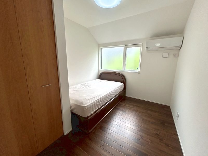 【CASA】 箕面市箕面3丁目 内観写真（リビング以外の居室）