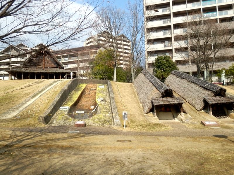 【CASA】朝日プラザ高槻ウエスト・ヒルズA棟  公園