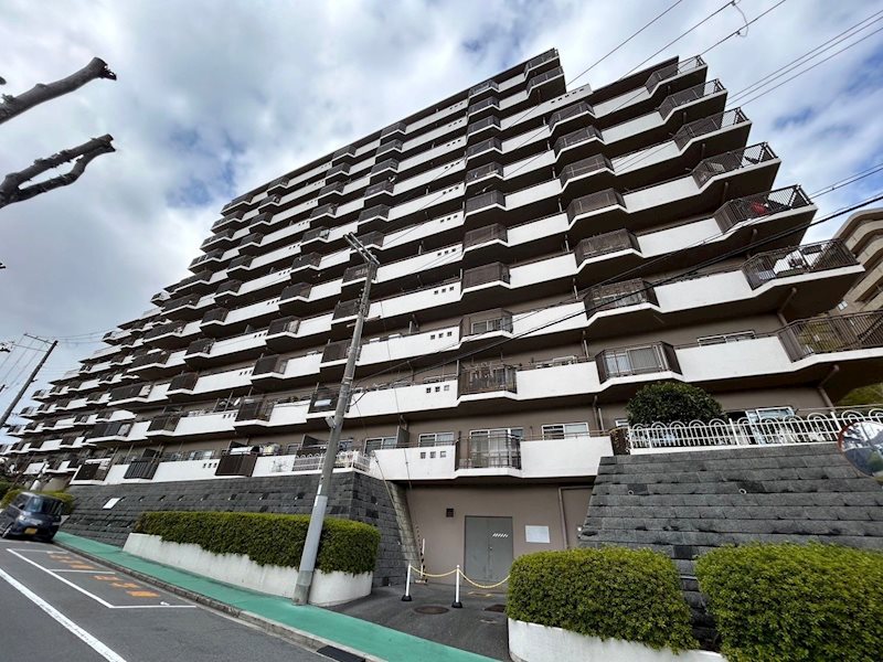 青葉丘マンション 現地写真