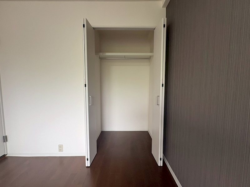 青葉丘マンション 内観写真（収納）