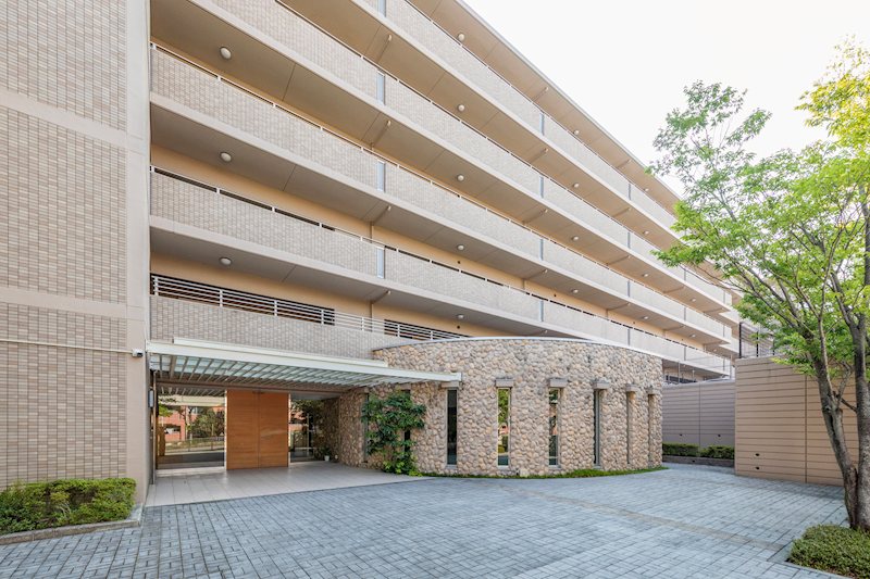 【CASA】グランノア高槻阿武山VENTO 共用部写真（エントランス）