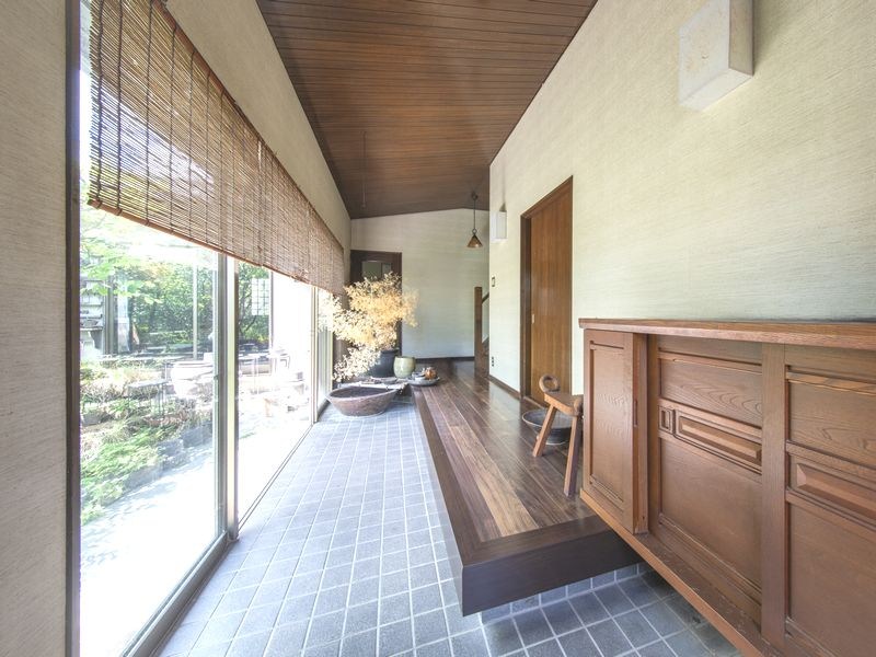 【CASA】三島郡島本町東大寺3丁目 現地写真（玄関）