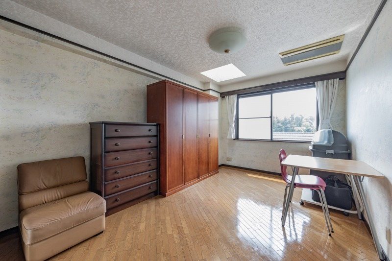 【CASA】 箕面市稲5丁目 内観写真（リビング以外の居室）