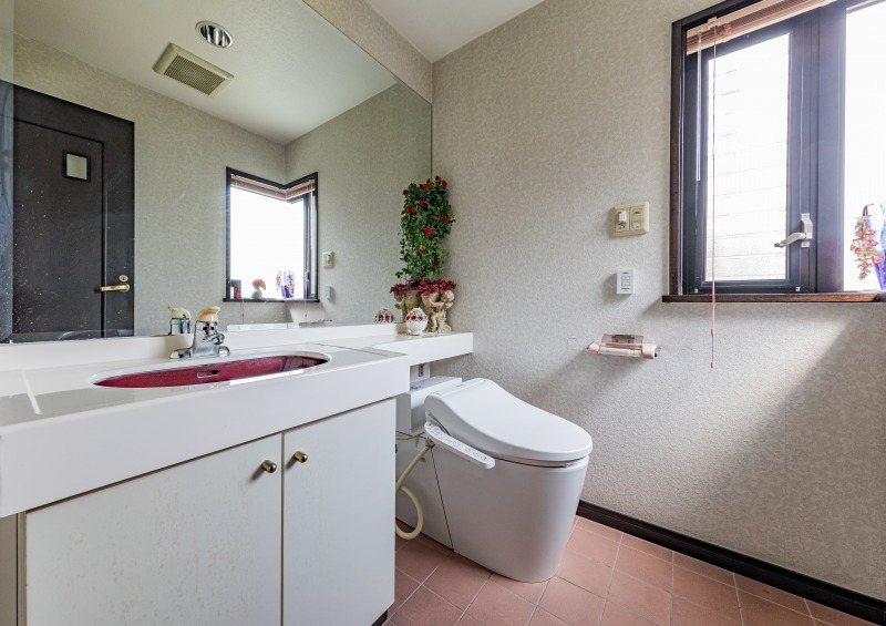 【CASA】 箕面市稲5丁目 内観写真（トイレ）