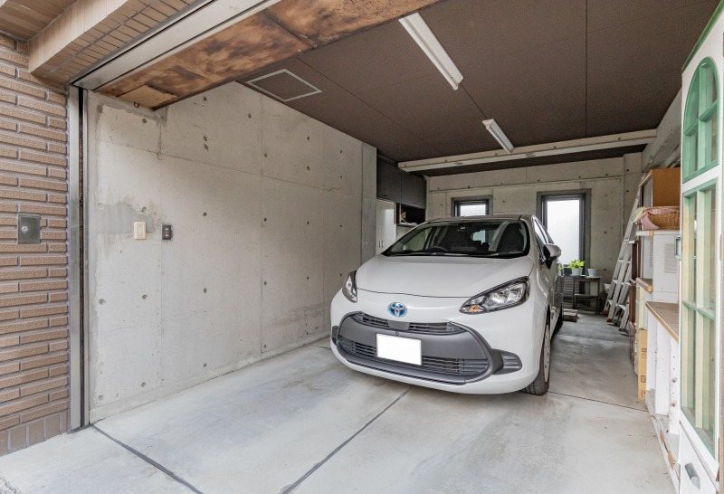 【CASA】 箕面市稲5丁目 現地写真（駐車場）