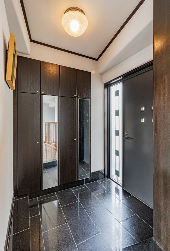 【CASA】 箕面市稲5丁目 現地写真（玄関）