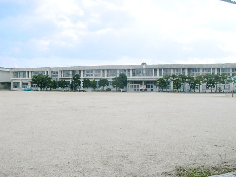 【CASA】 レ・ジェイド千里藤白台3丁目 小学校